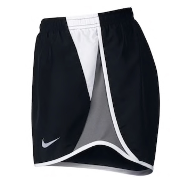 Nike running shorts - Picture 3 of 3